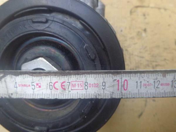 COMPRESSEUR DE CLIMATISATION VAG - Vue 4